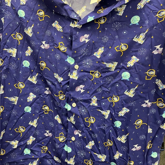 NWT Disney World 50th Anniversary Adult Button Up Shirt-All 4 Parks/Adult Large - Picture 4 of 4
